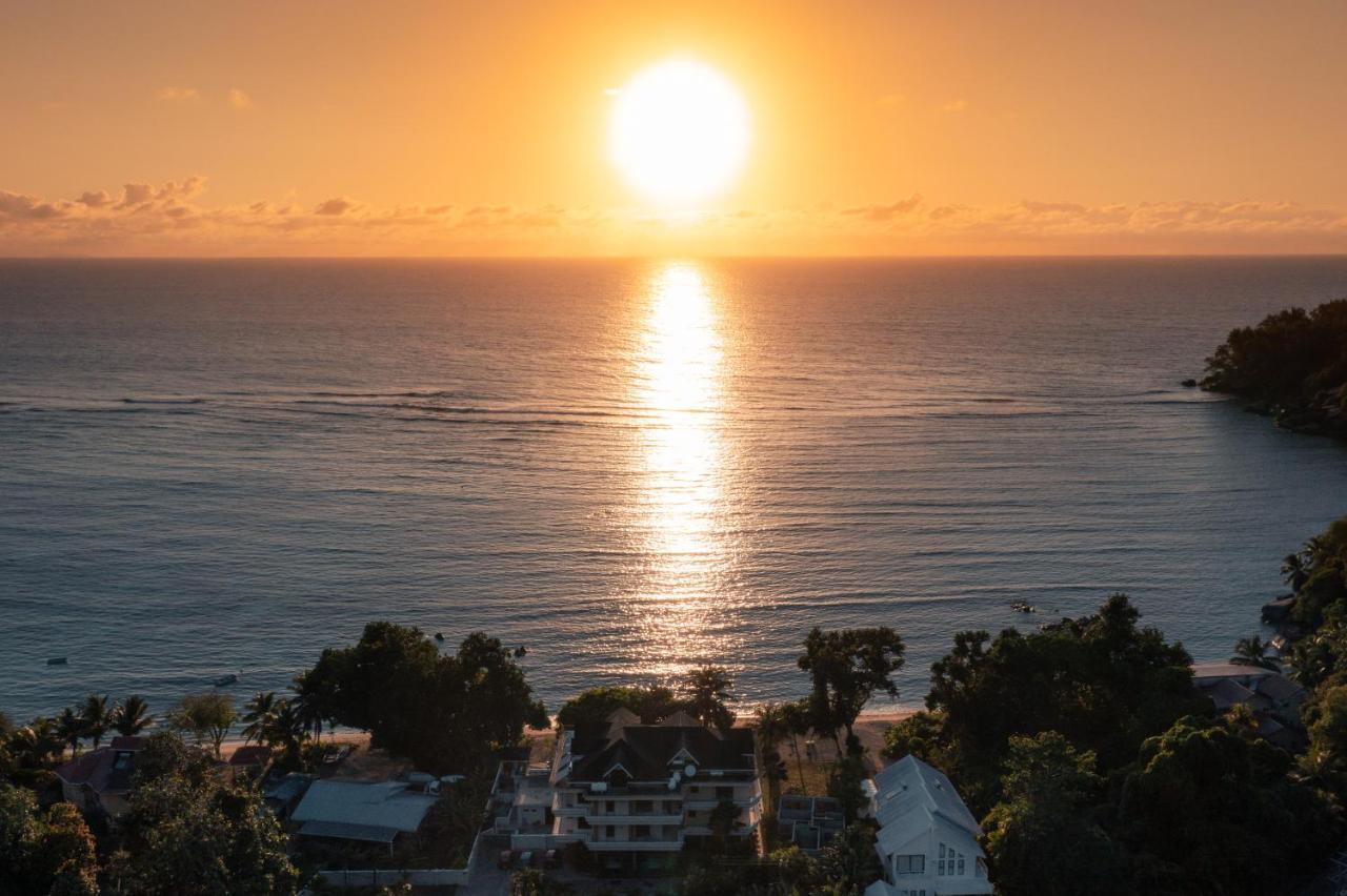 Crown Beach Hotel Seychelles Pointe Au Sel ภายนอก รูปภาพ