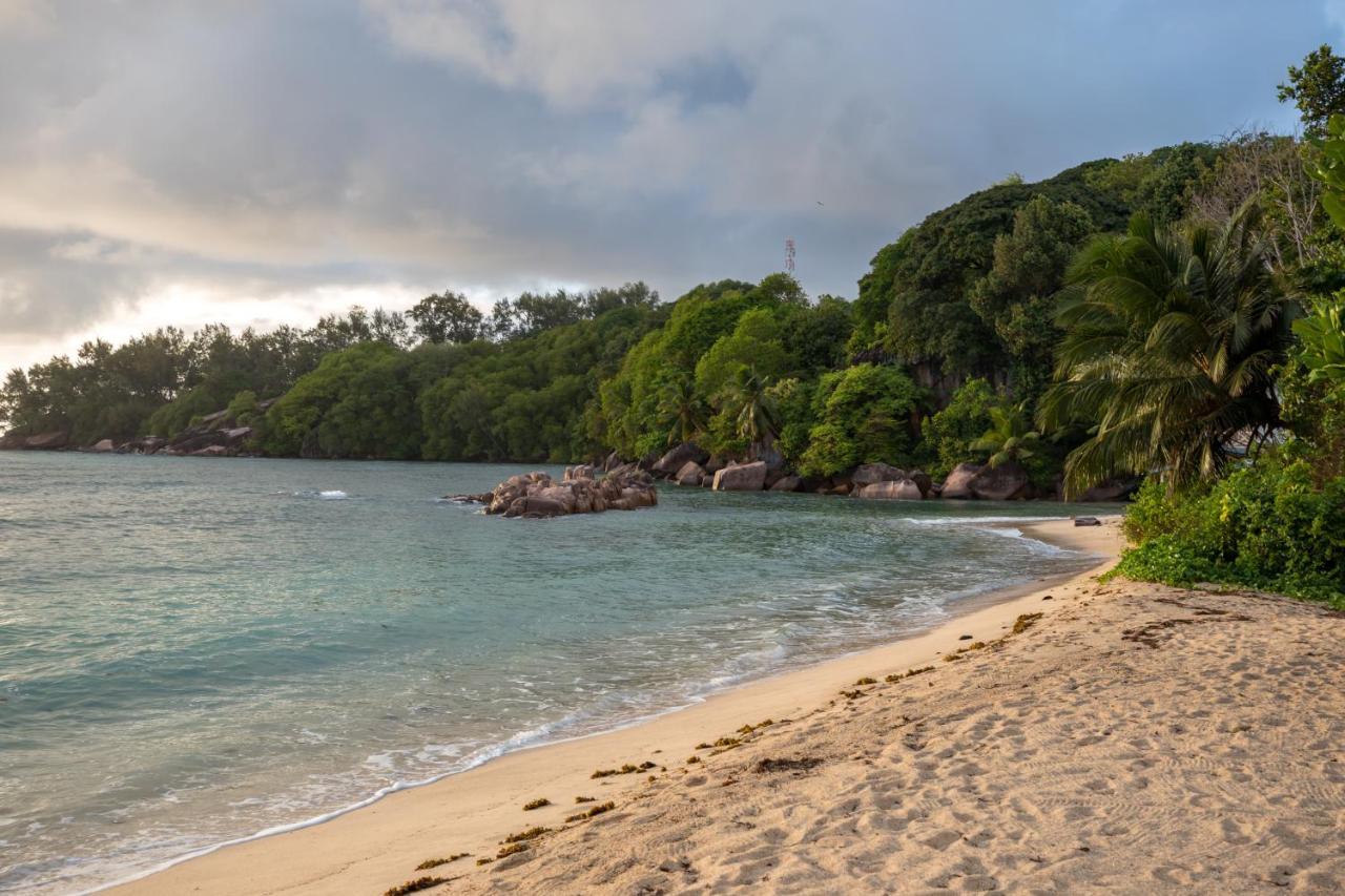 Crown Beach Hotel Seychelles Pointe Au Sel ภายนอก รูปภาพ