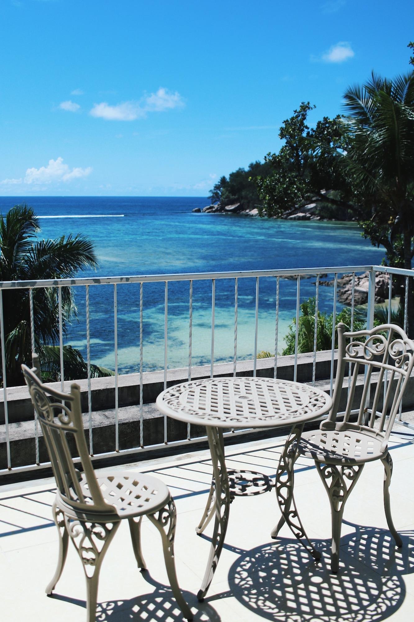 Crown Beach Hotel Seychelles Pointe Au Sel ภายนอก รูปภาพ